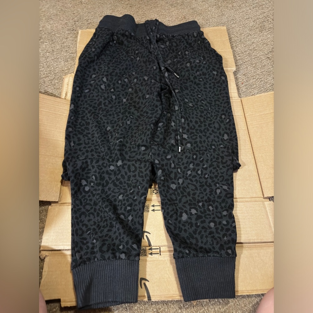 fitted lounge pants